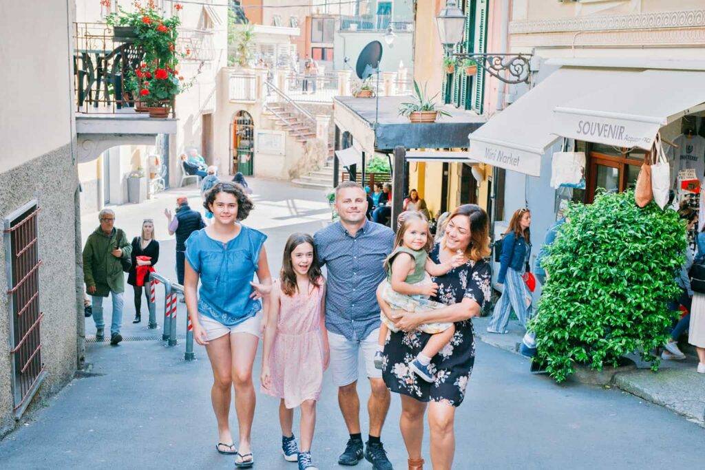 15 Best Travel Blogs for Families