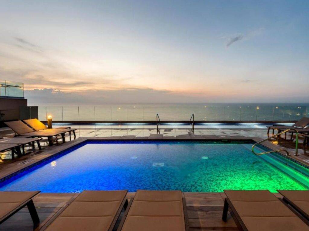 Where to stay in Cartegena with a pool