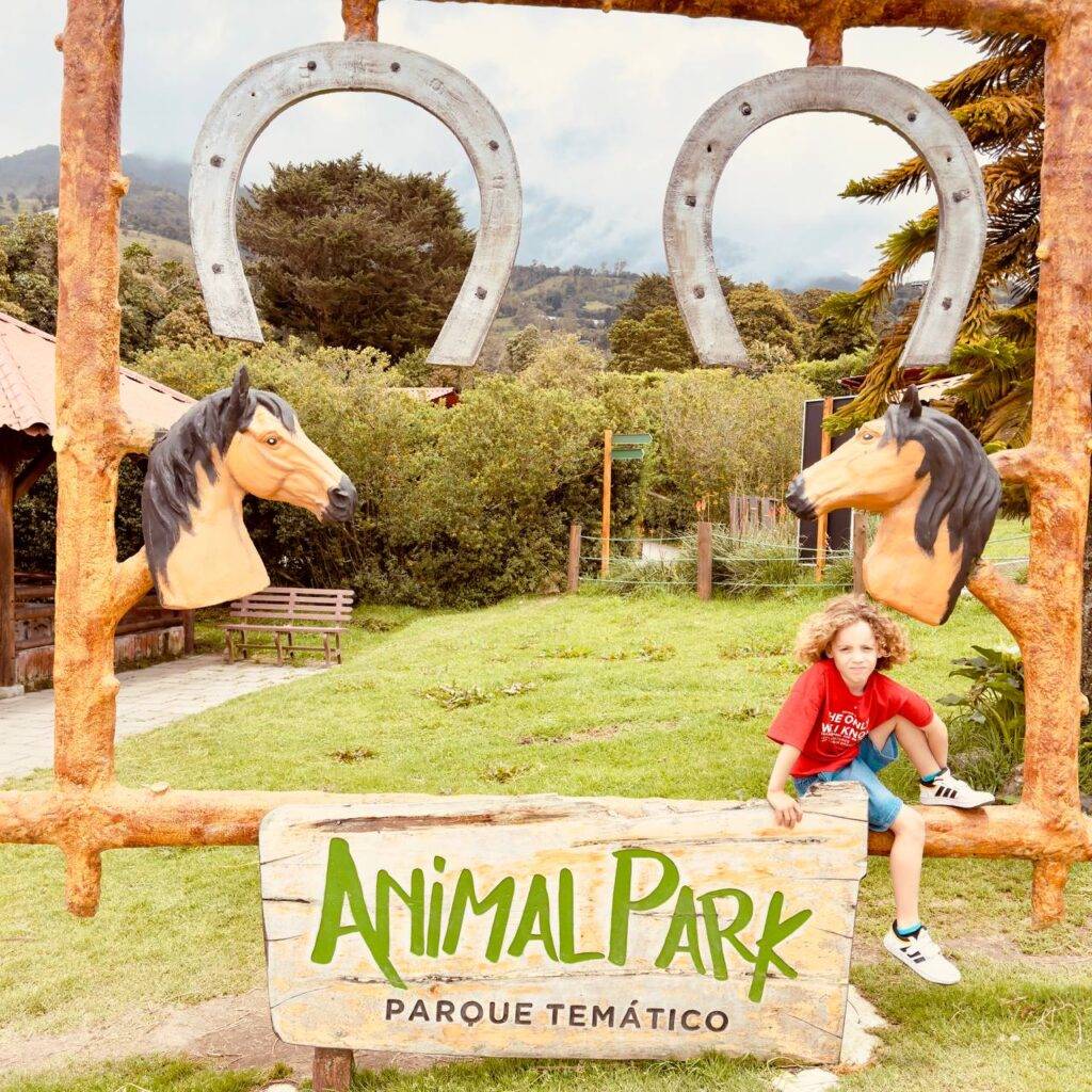 Animal park Baños with kids