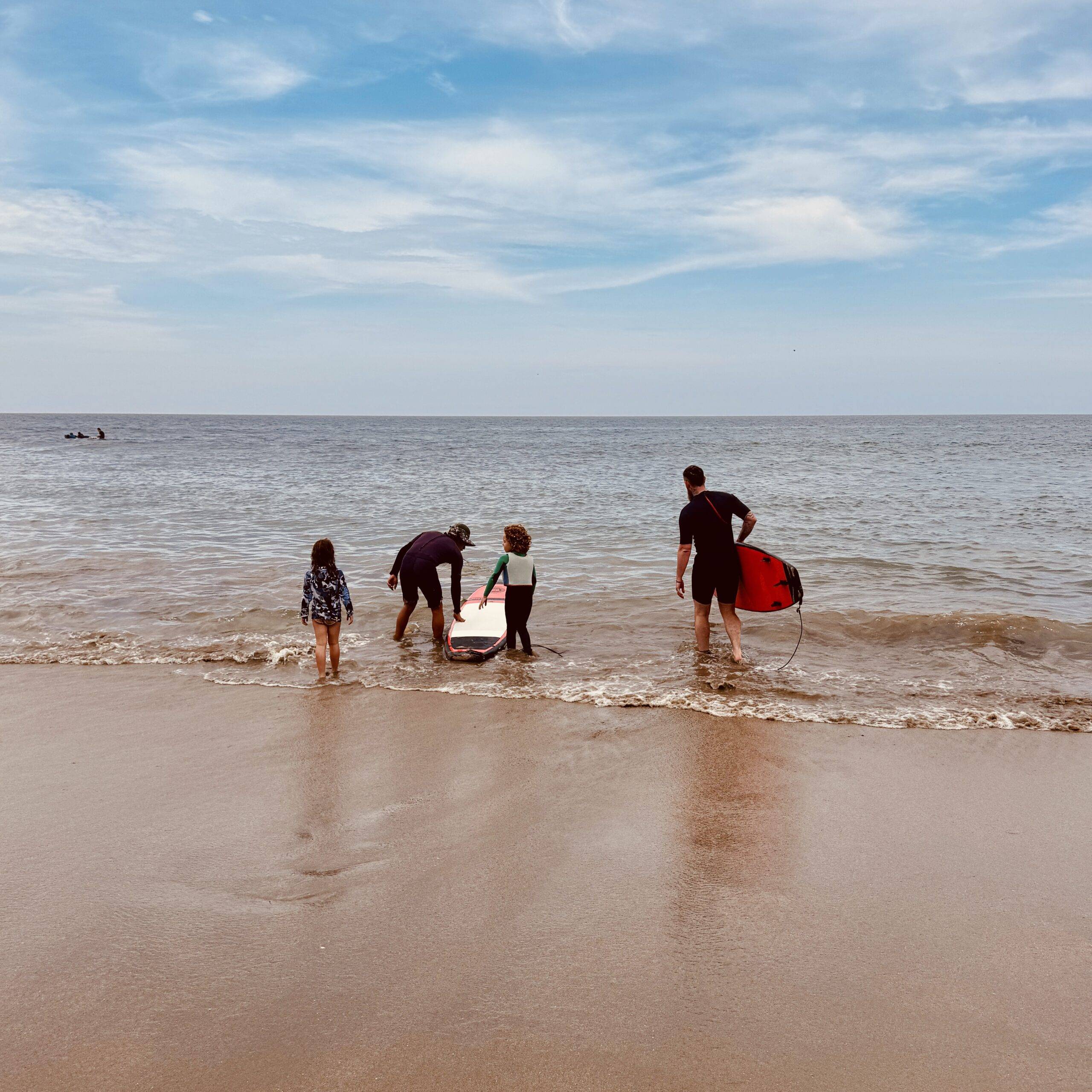 Surfing in mancora