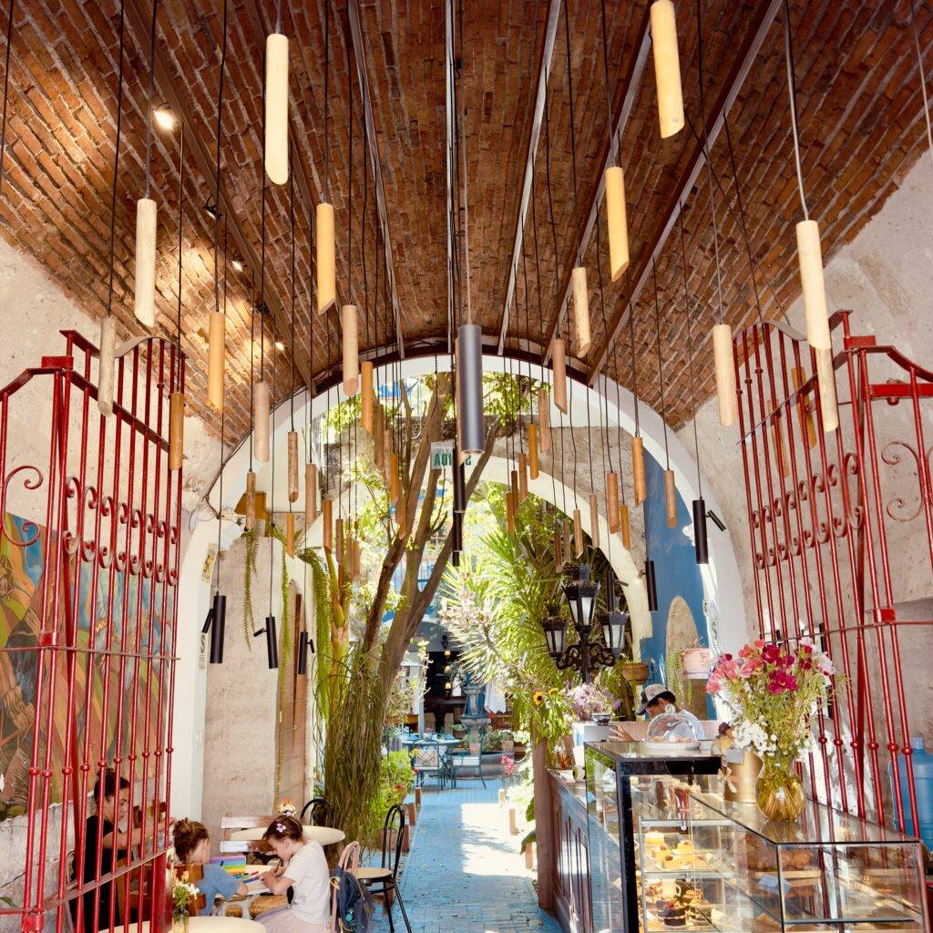 How do you pay safely on Airbnb?