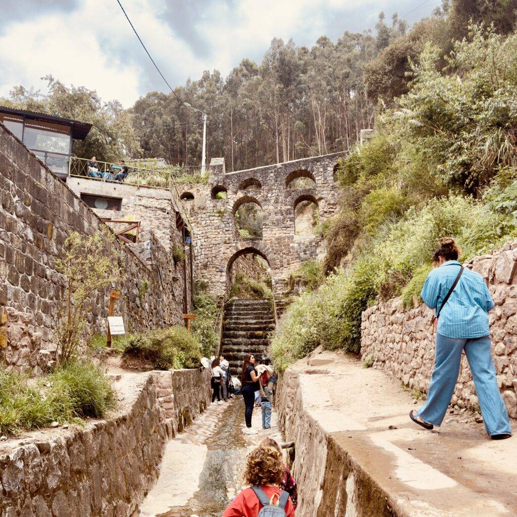 Is Peru or Ecuador safer for travel in 2025?