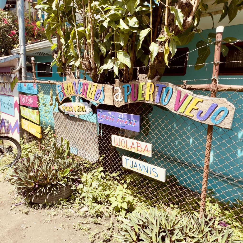 Travel in costa rica