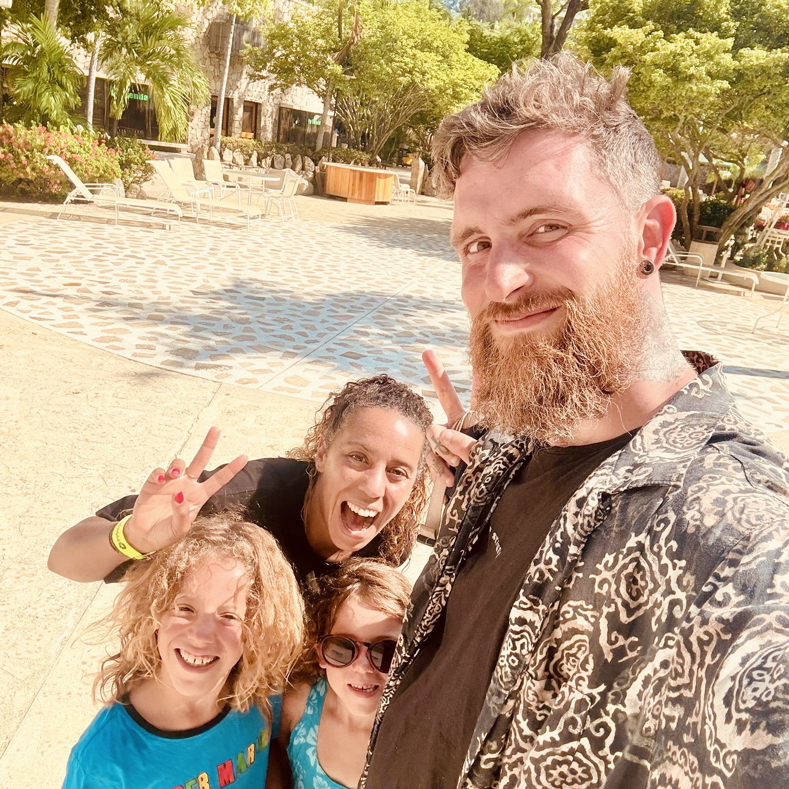 how to save on baggage fees