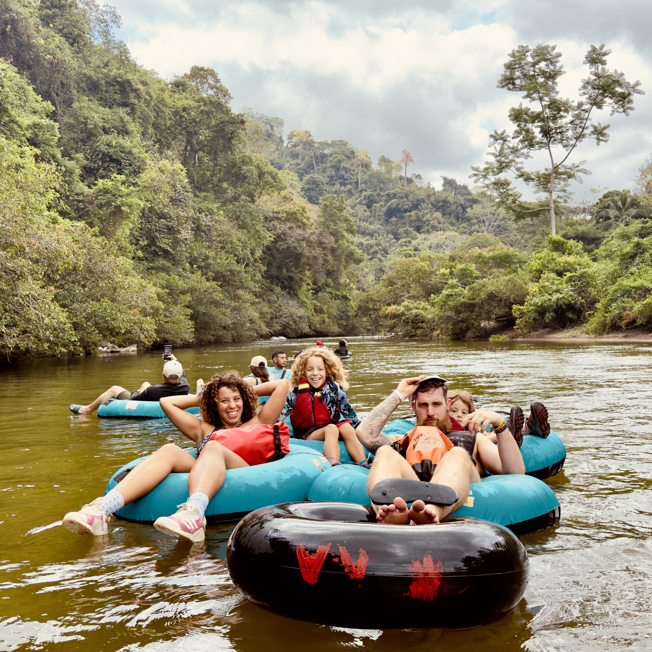 how to avoid lies at attractions